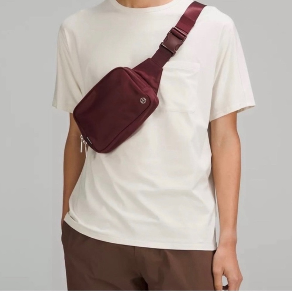 🍋LULULEMON ATHLETICA | Everywhere Belt Bag Large in Red Merlot - Picture 9 of 9